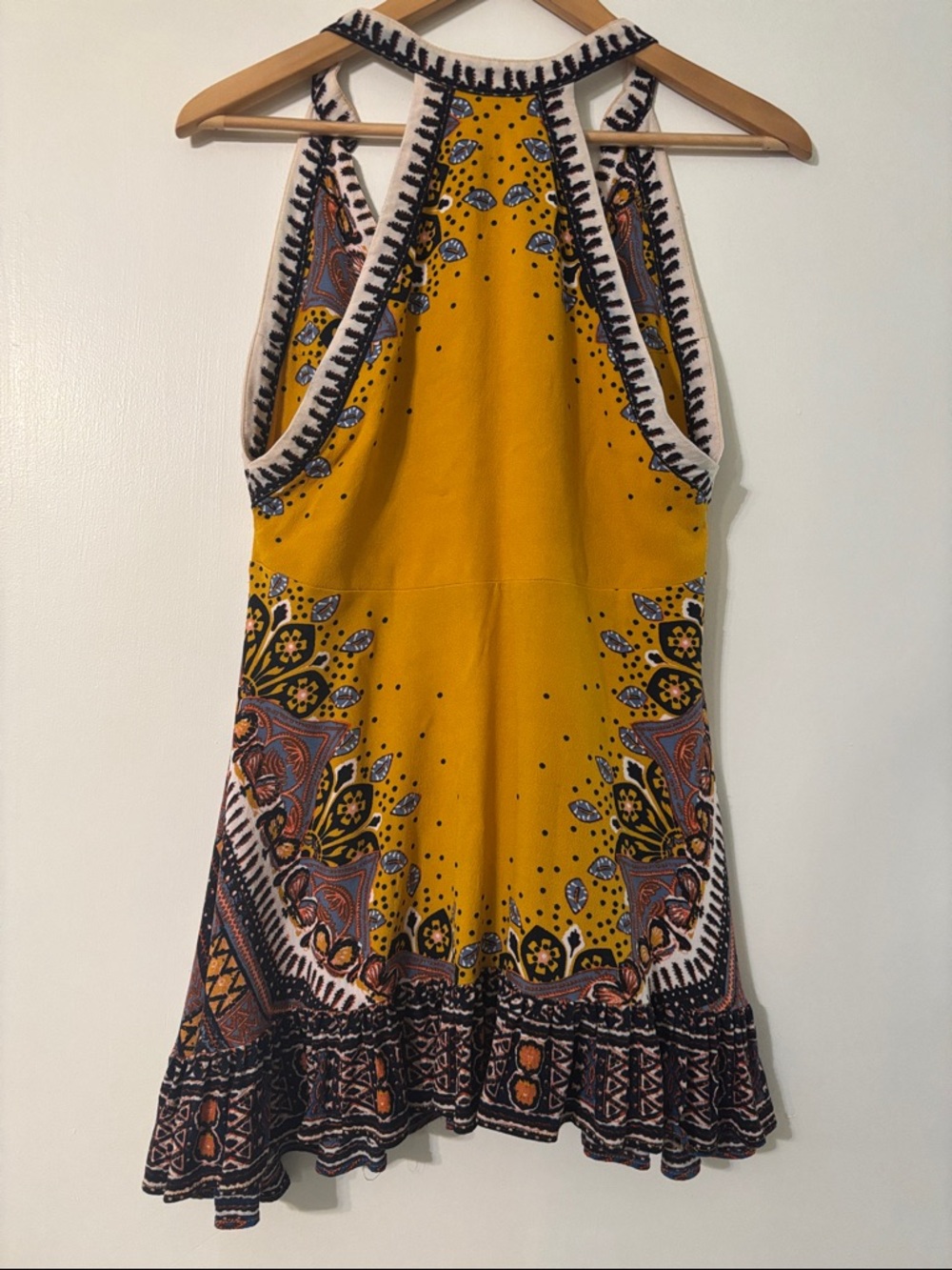 Free People V-Neck Mini Dress Mustard Yellow Size XS Boho Festival Trapeze - Picture 5 of 12